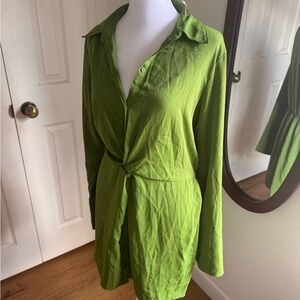 Abercrombie & Fitch Vibrant Green Apparel